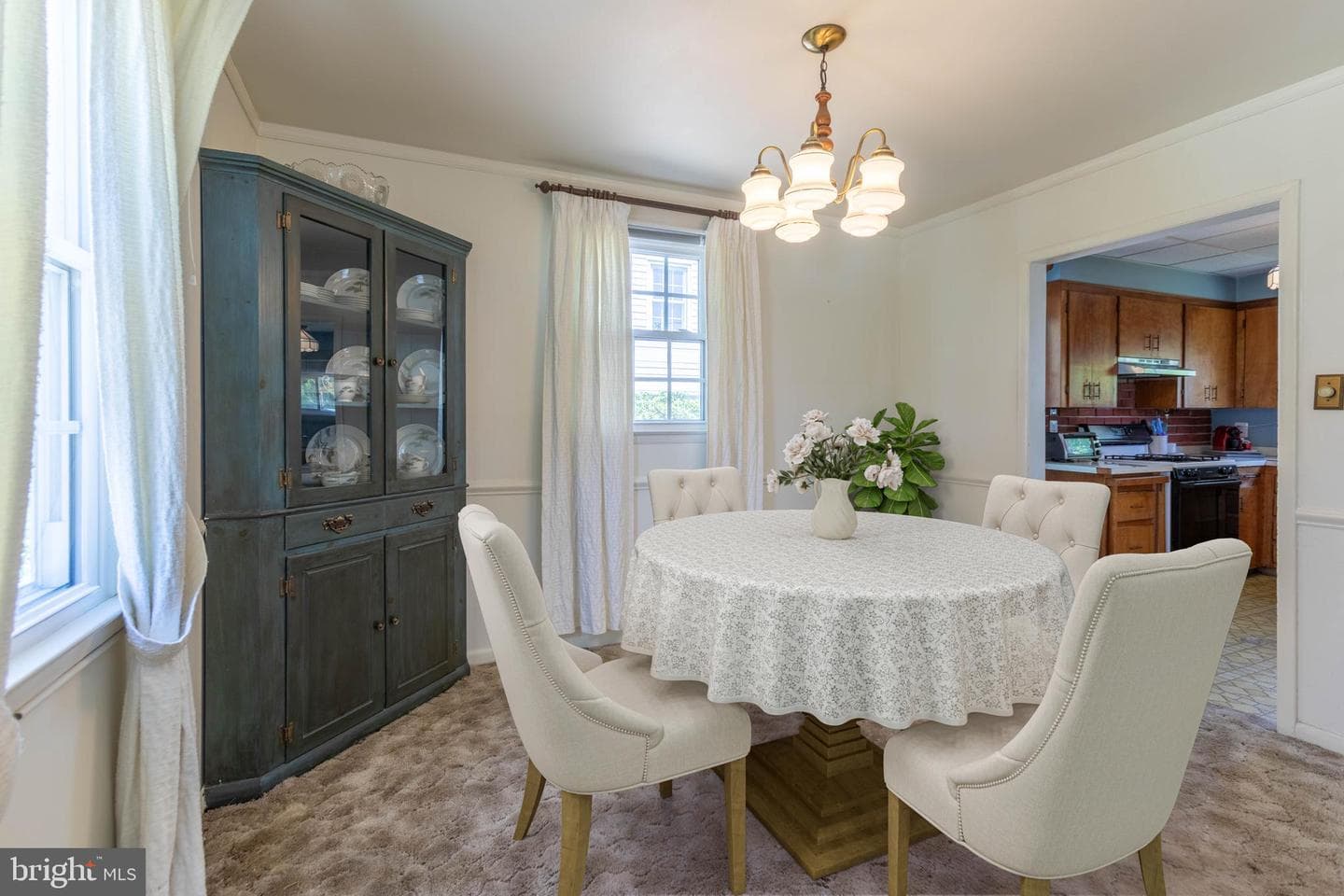 1813 Cromwood Road photo 3