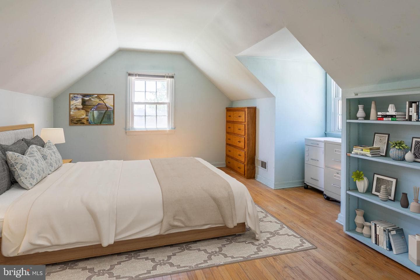 1813 Cromwood Road photo 4