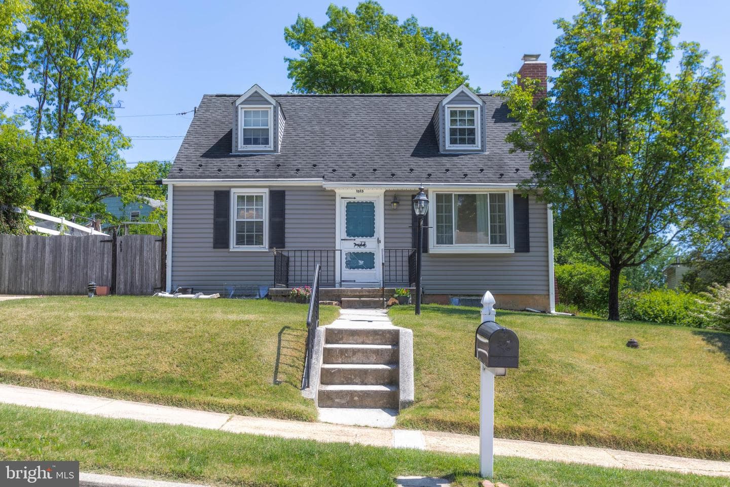 1813 Cromwood Road photo 8