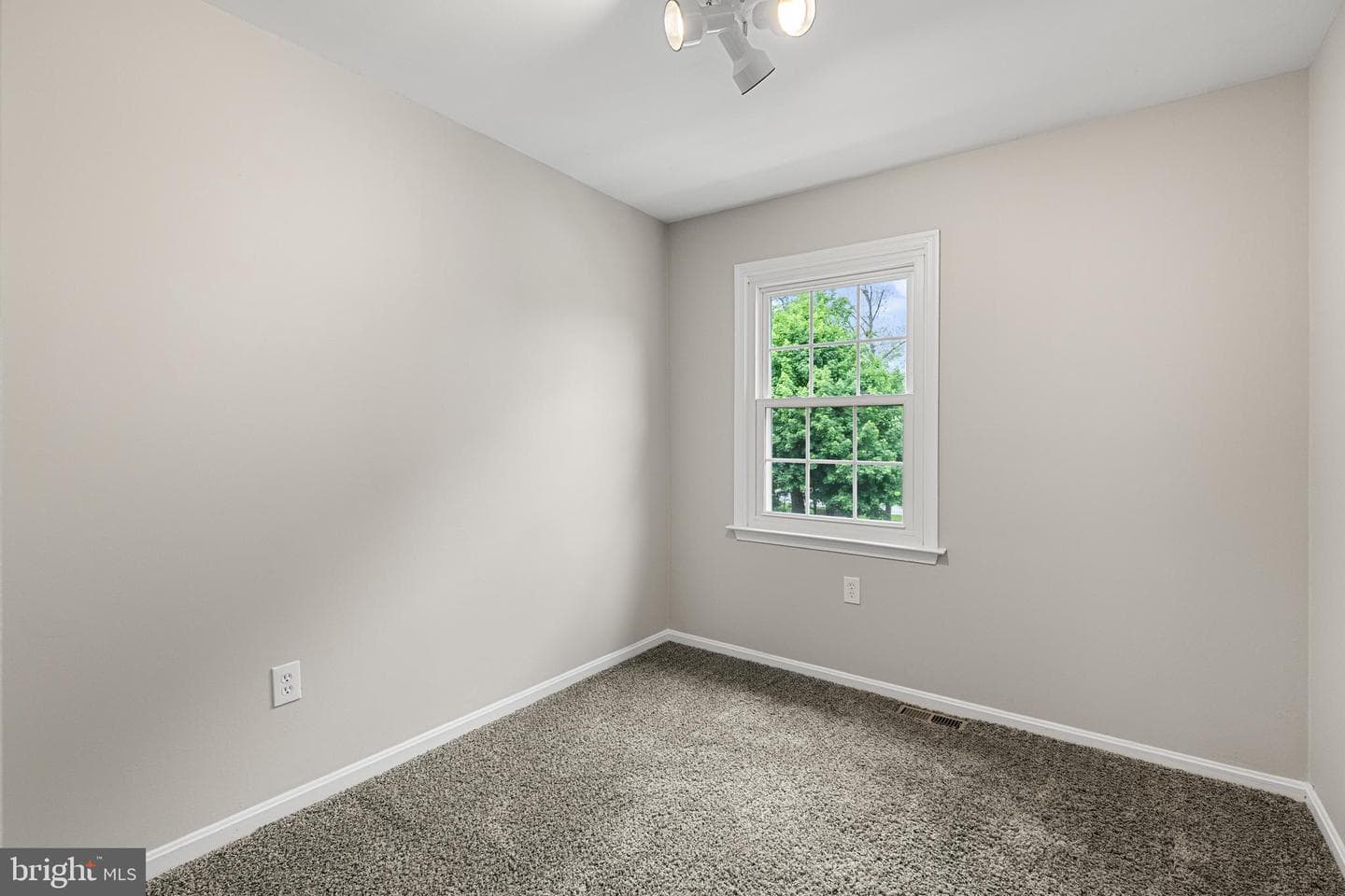 61 Cherrywood Court photo 20