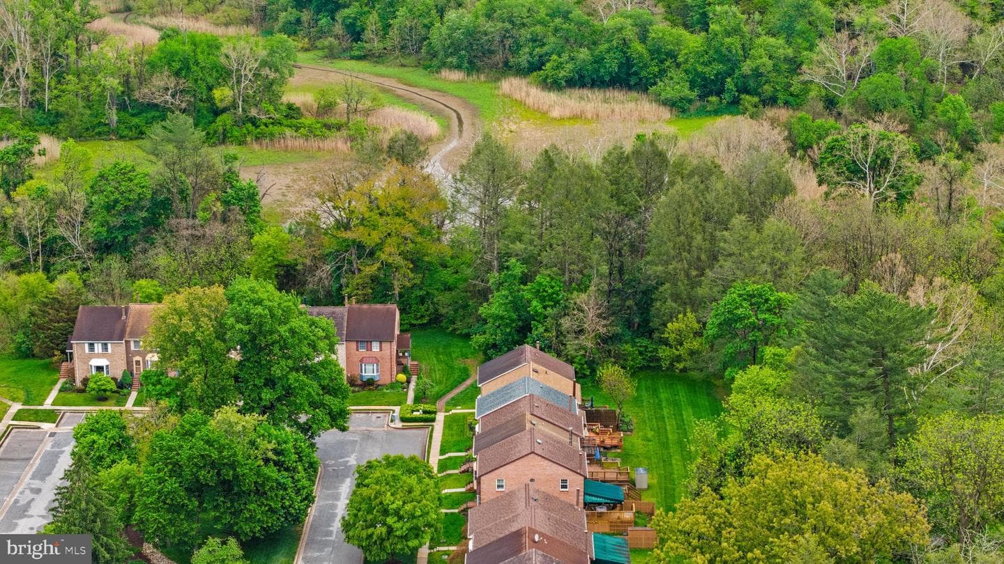 61 Cherrywood Court photo 35