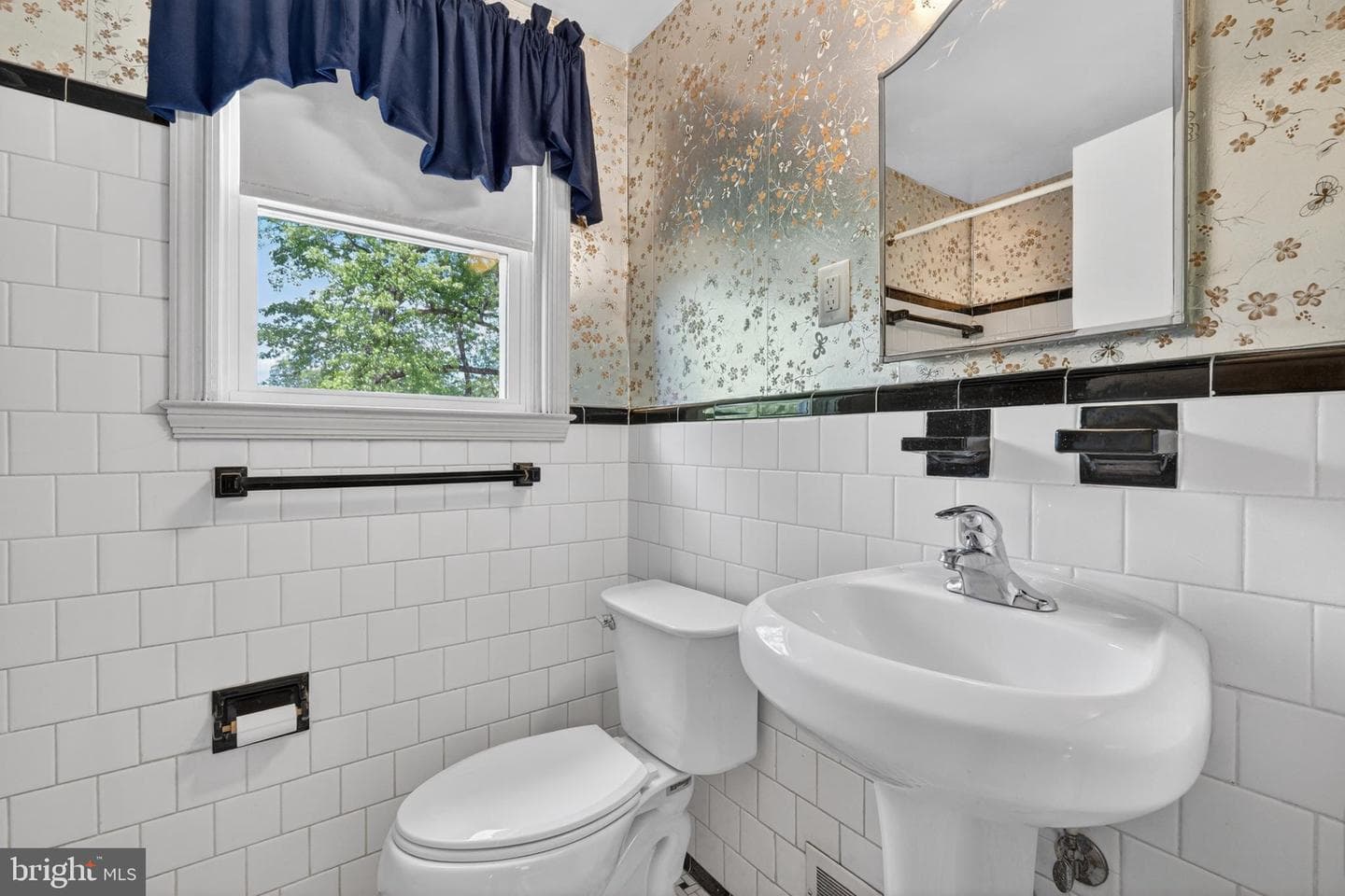 112 Gorsuch photo 16