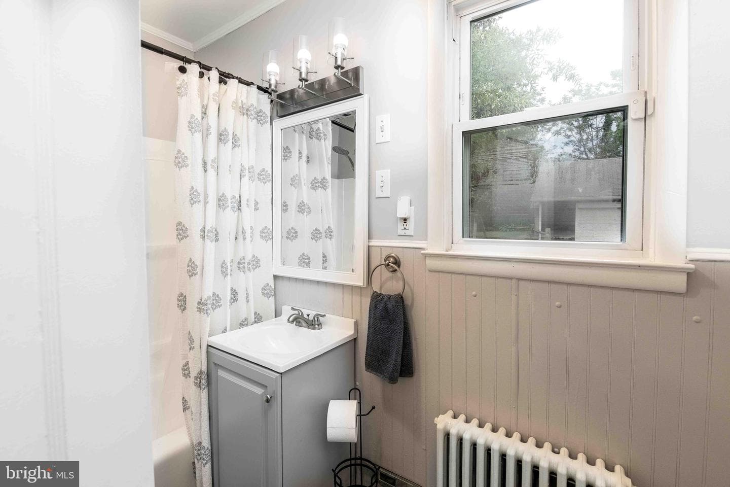 1823 Mayfield Avenue photo 8