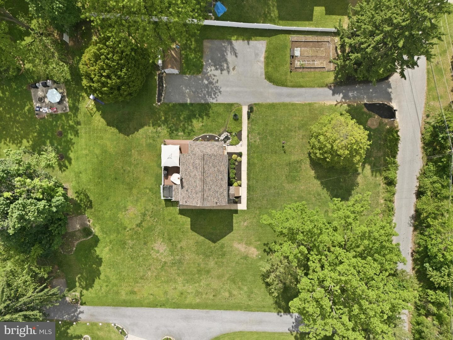 19 Timber Grove Road photo 38
