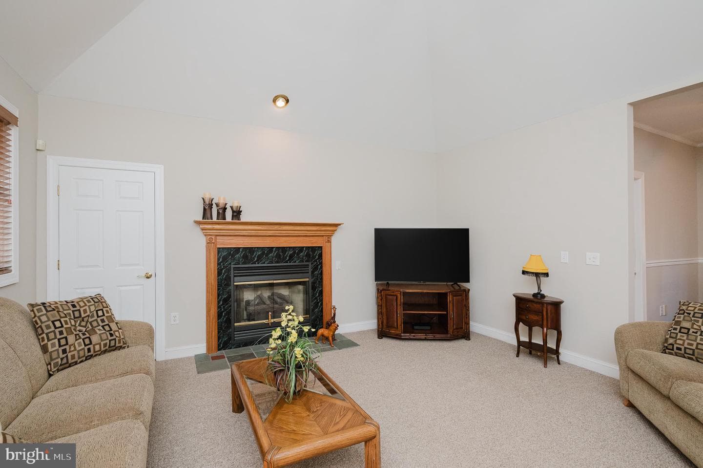11604 Jerome Avenue photo 24