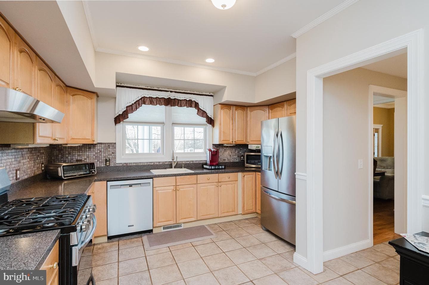 11604 Jerome Avenue photo 31