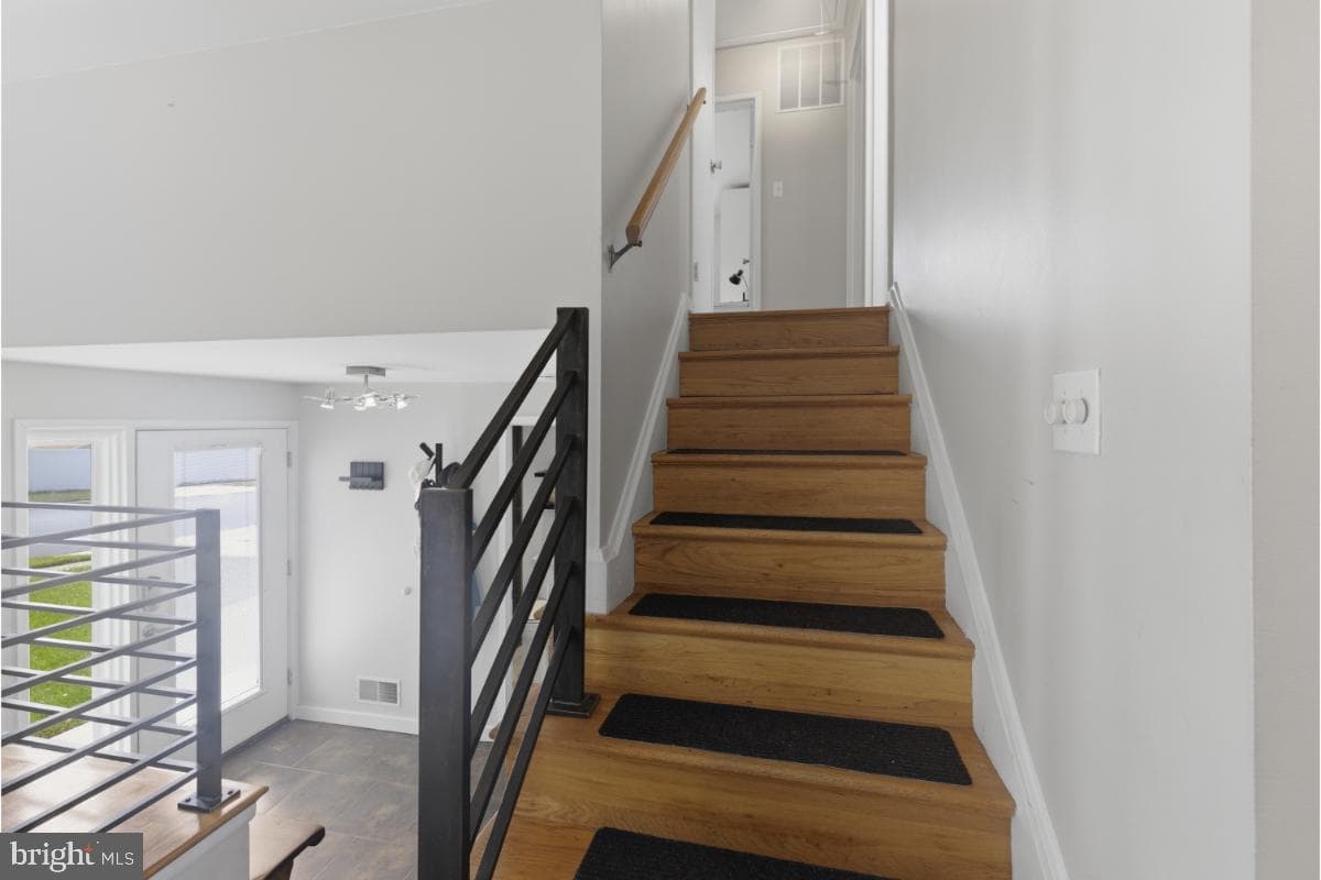 1304 Woodbridge Road photo 14