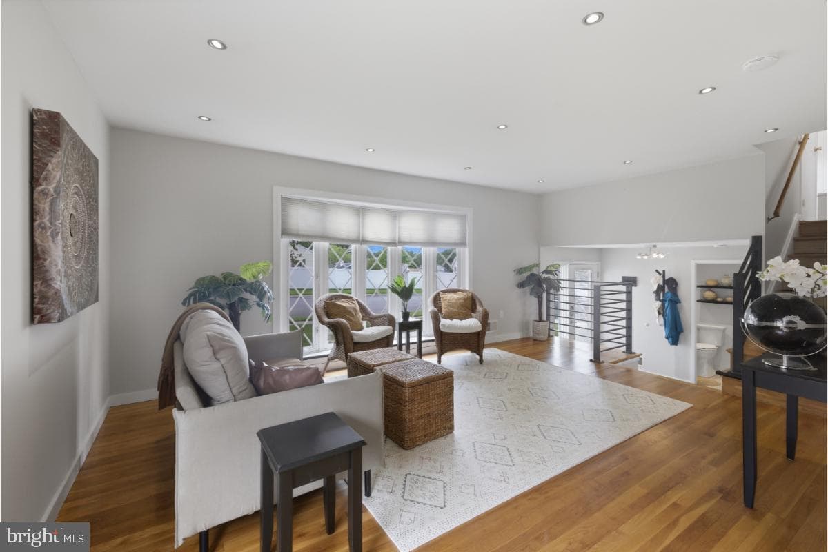 1304 Woodbridge Road photo 5