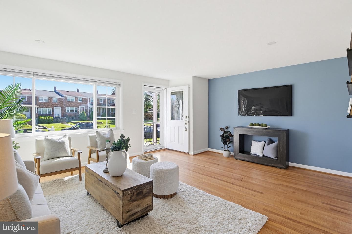 1163 Linden Avenue photo 4