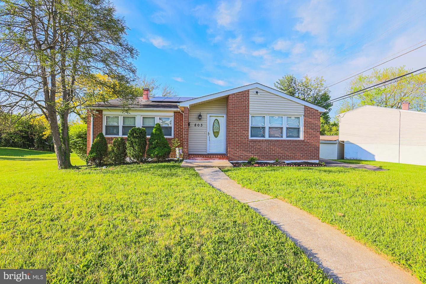 803 Woodglen Place photo 1