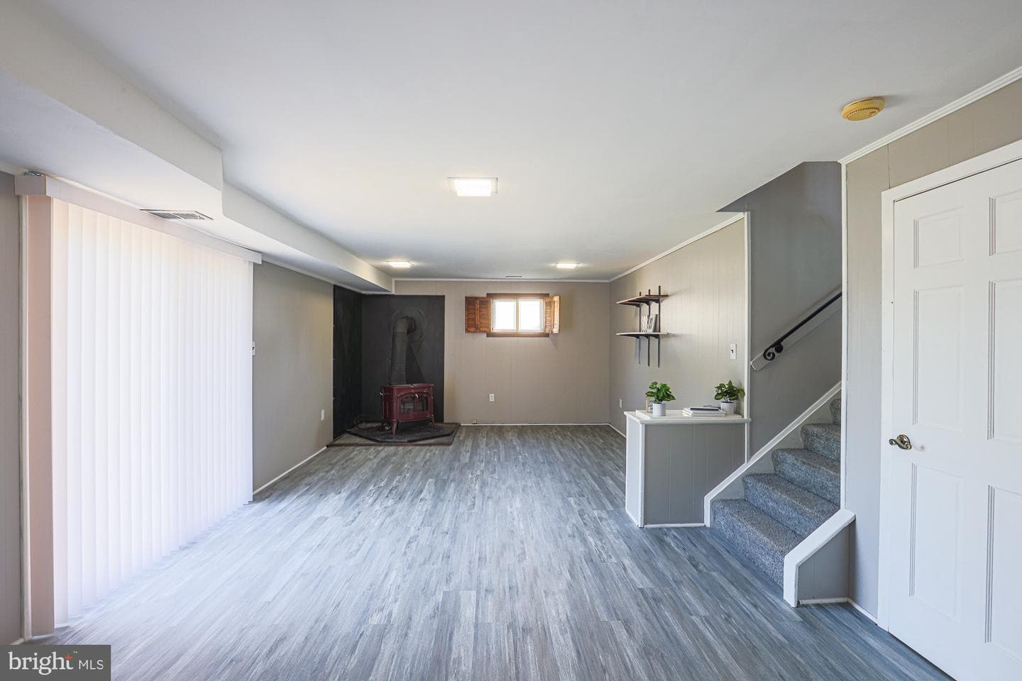 803 Woodglen Place photo 15