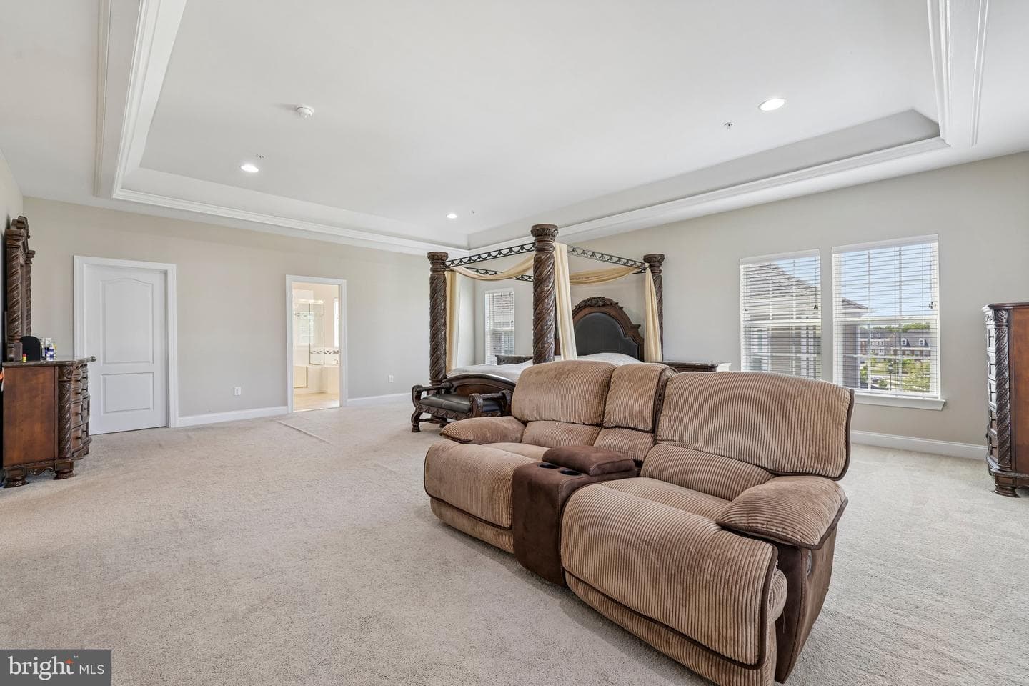 6517 Totteridge photo 32