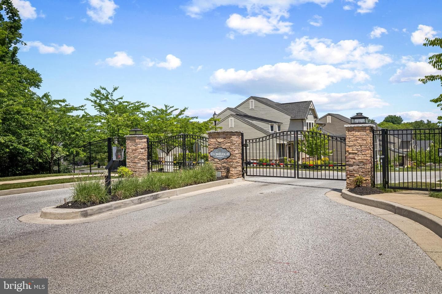 6914 Summit Circle photo 48