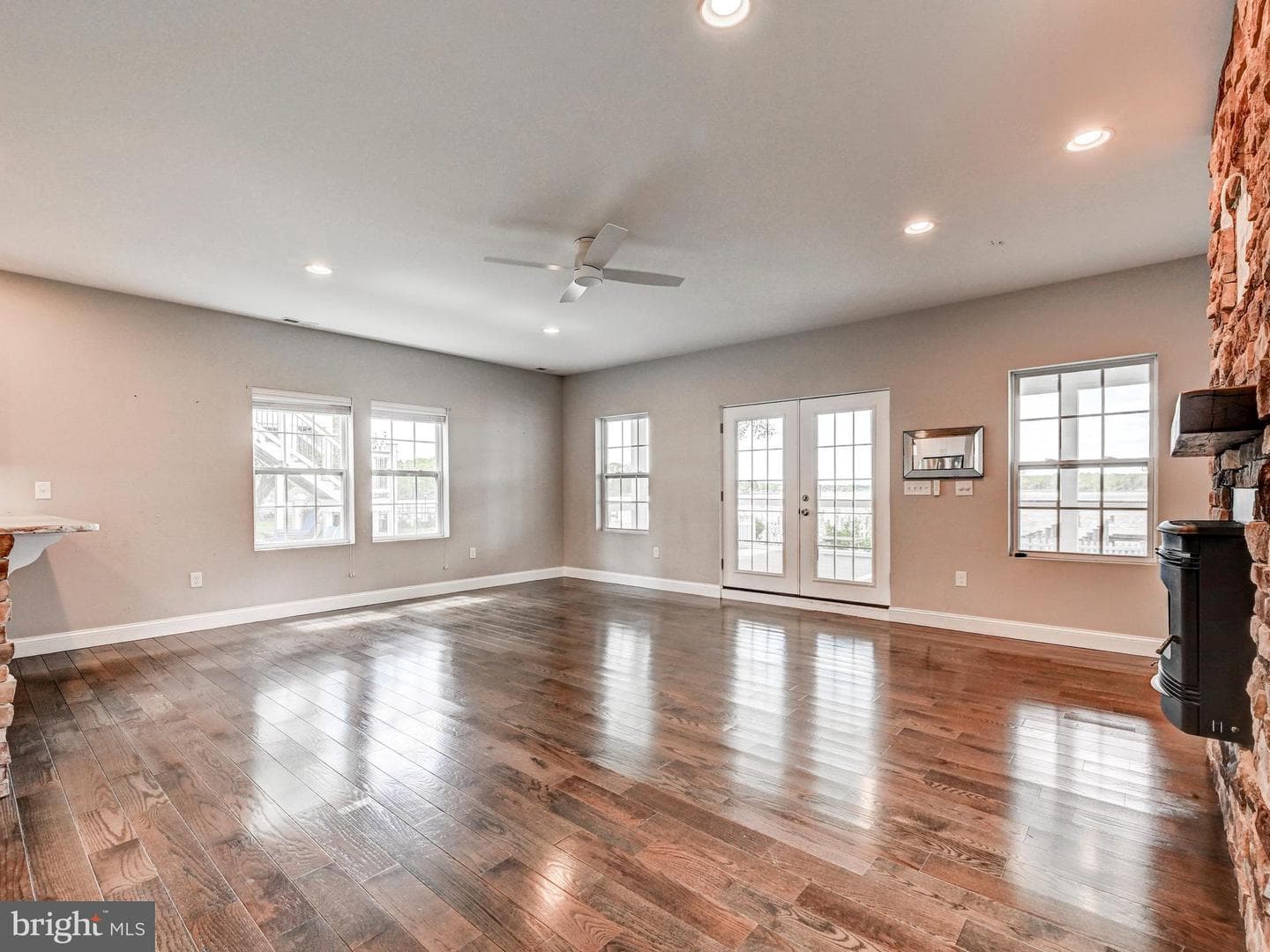 13206 Cherwin Avenue photo 15