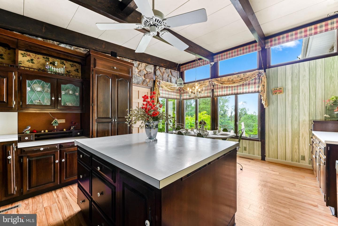 3416 Glenside Drive photo 20