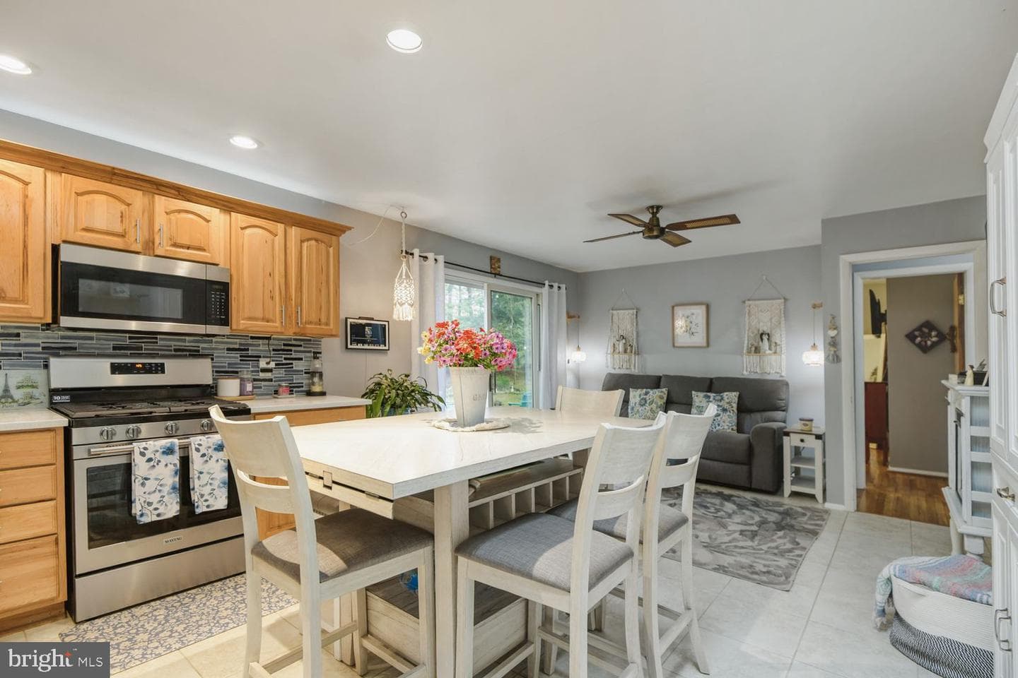 11 Lake Forest Court photo 9