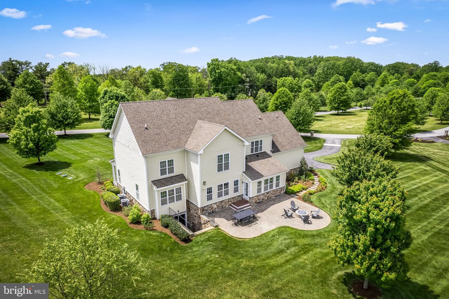 3942 Briar Knoll Circle photo 67