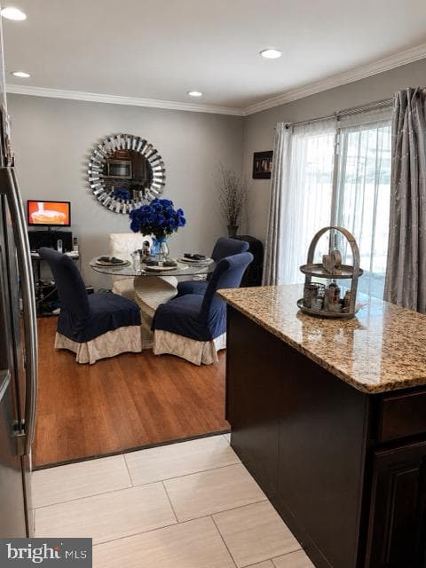 6818 Yataruba Drive photo 3