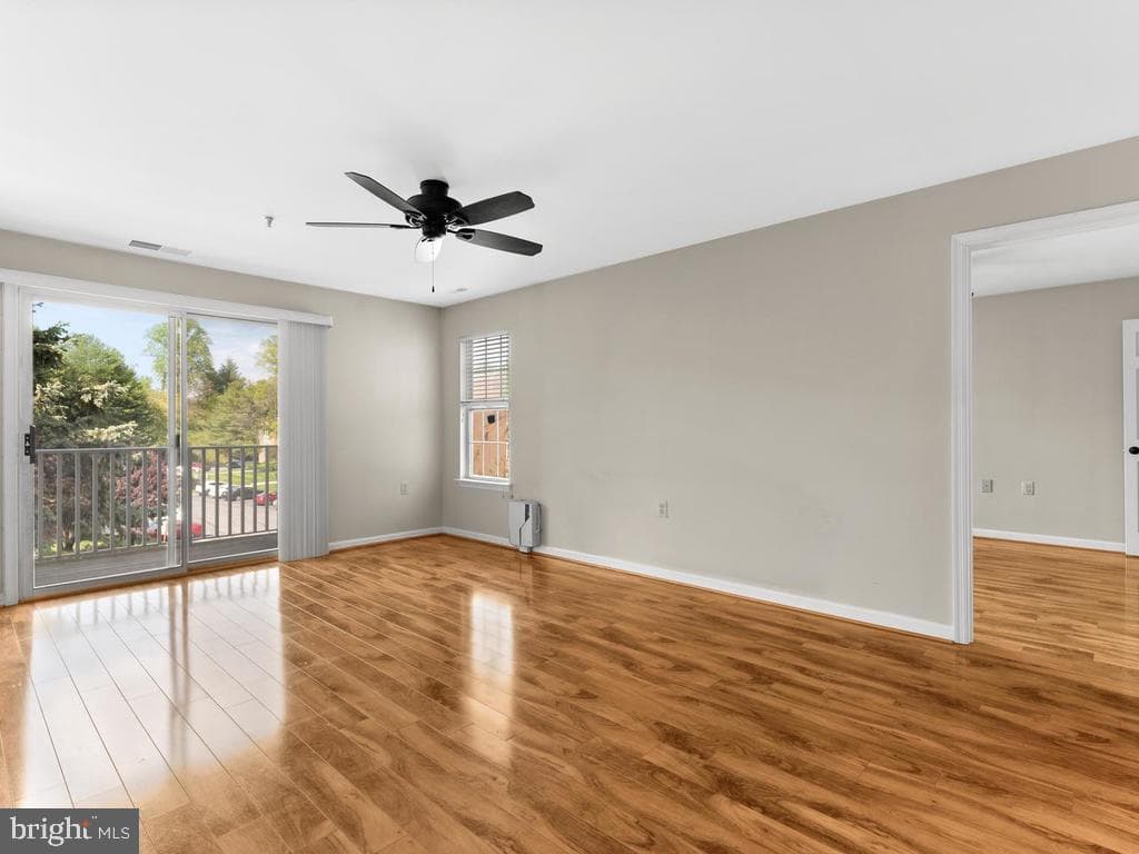 6 Tyler Falls Court #k photo 2