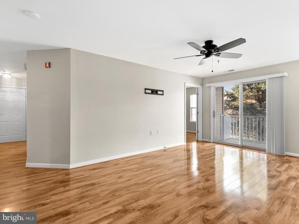 6 Tyler Falls Court #k photo 4
