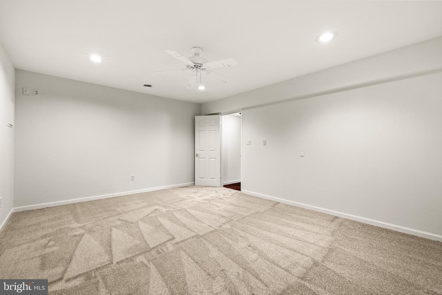 9 Latimore Way photo 64
