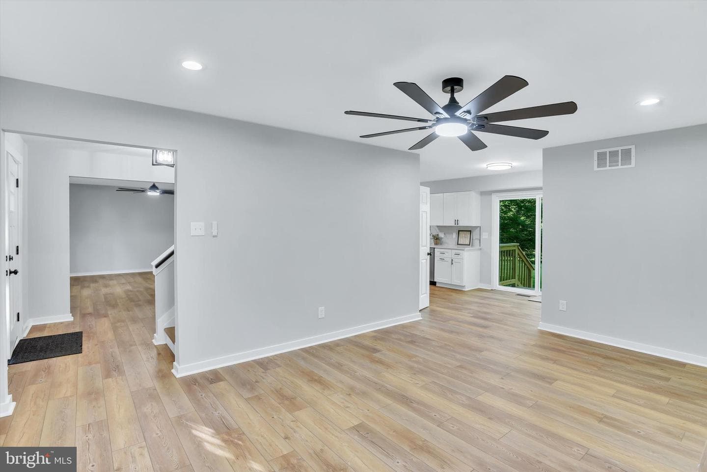 3909 Thoroughbred Lane photo 17