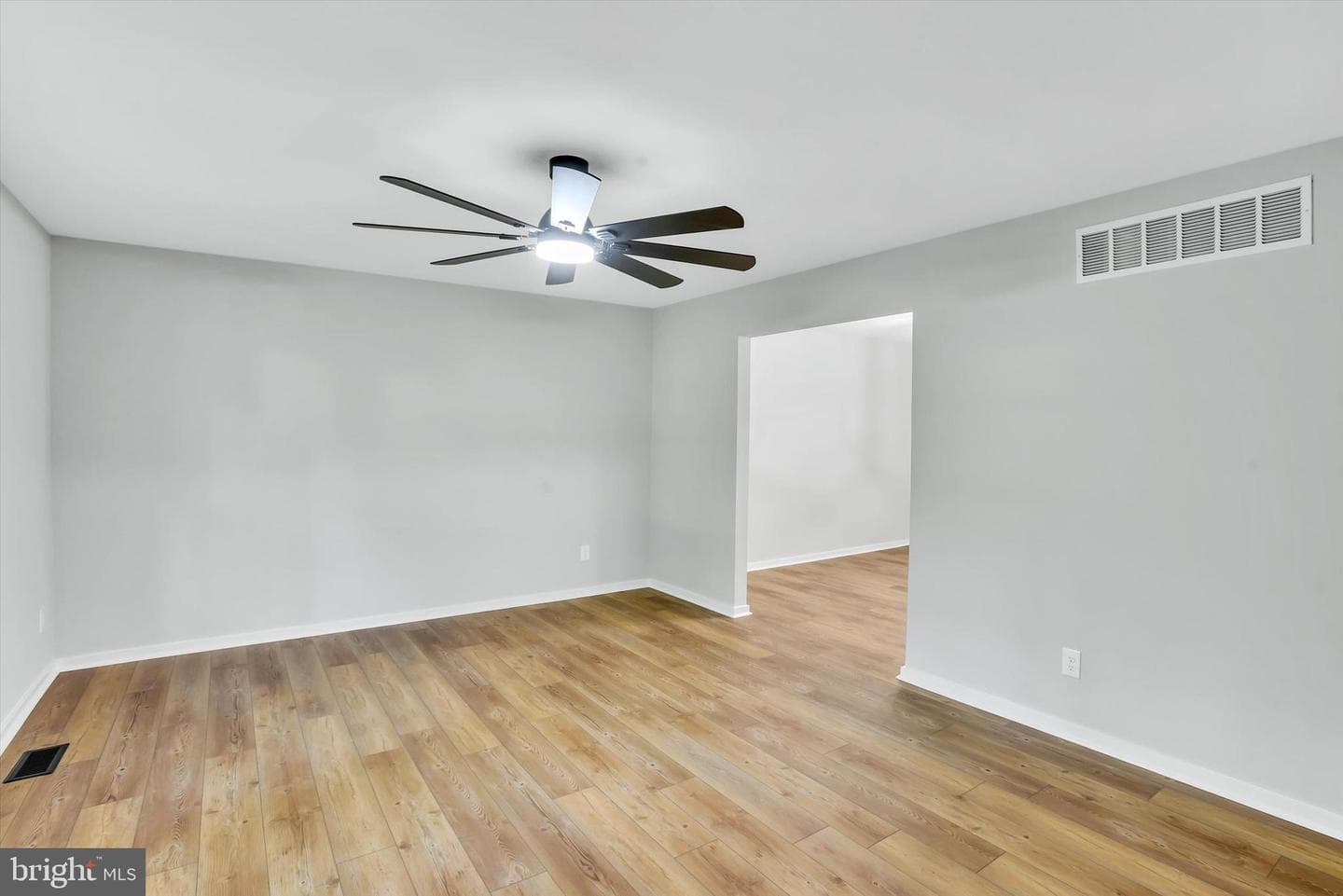 3909 Thoroughbred Lane photo 31