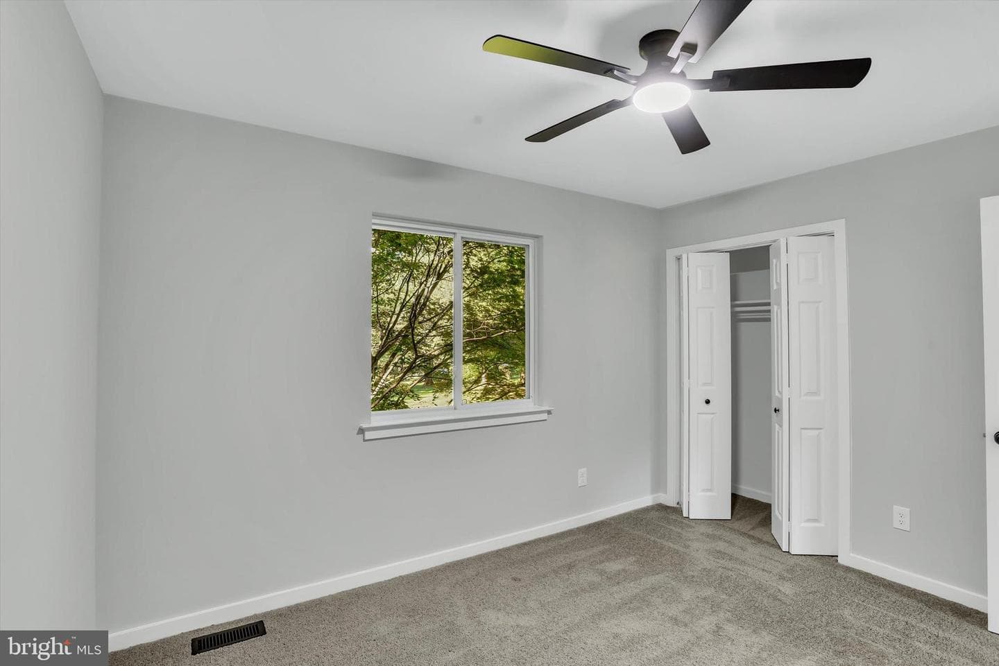 3909 Thoroughbred Lane photo 33