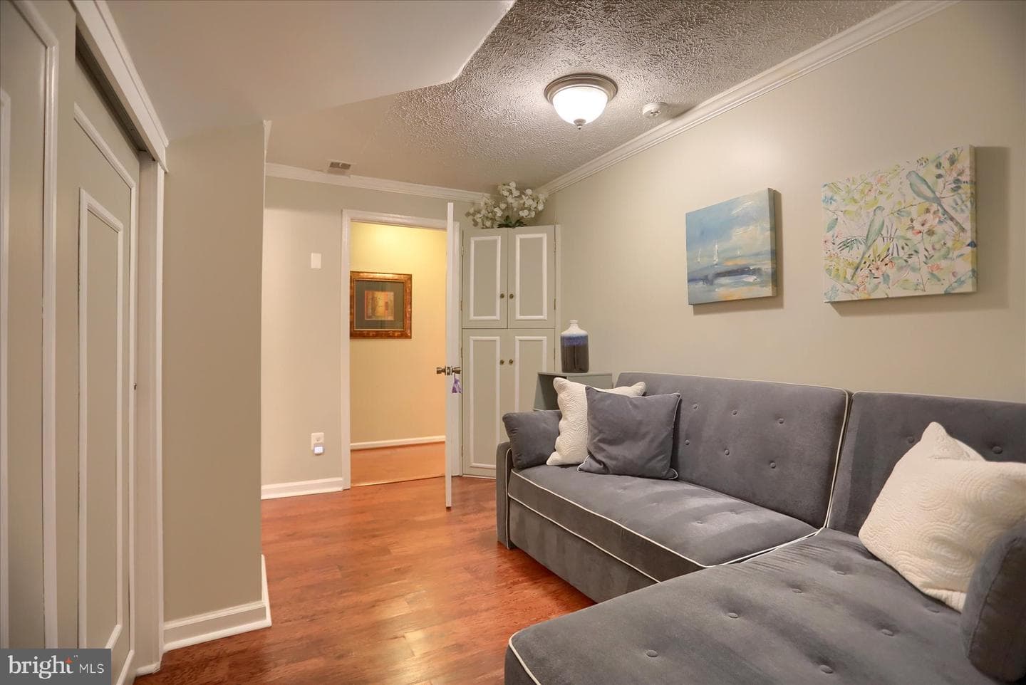 11 Tyburn Court photo 40