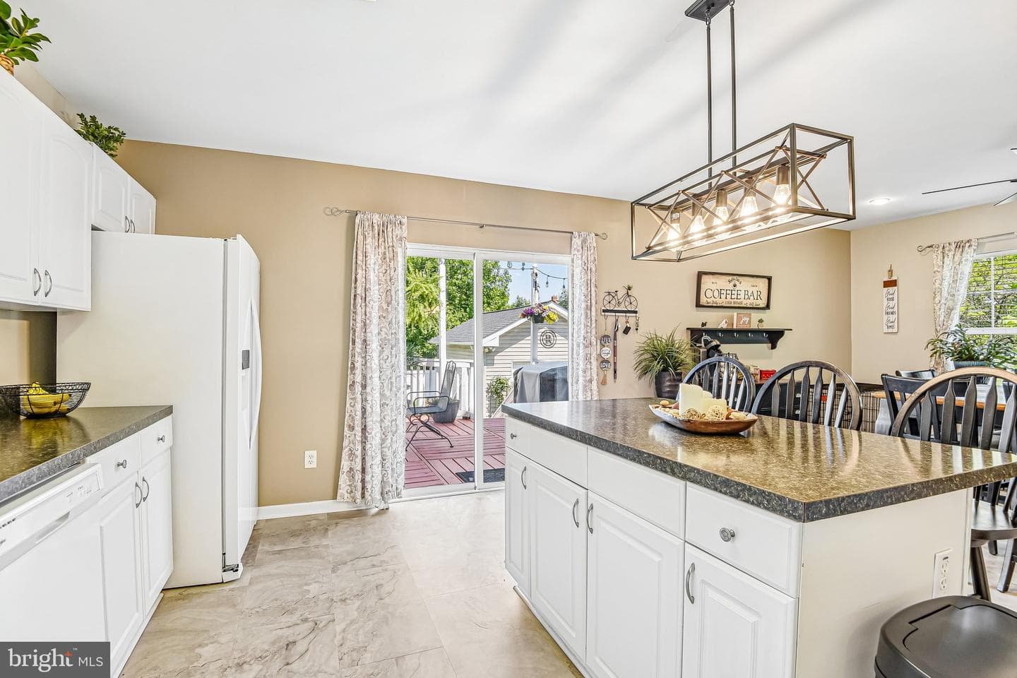 7 Goeller Avenue photo 6
