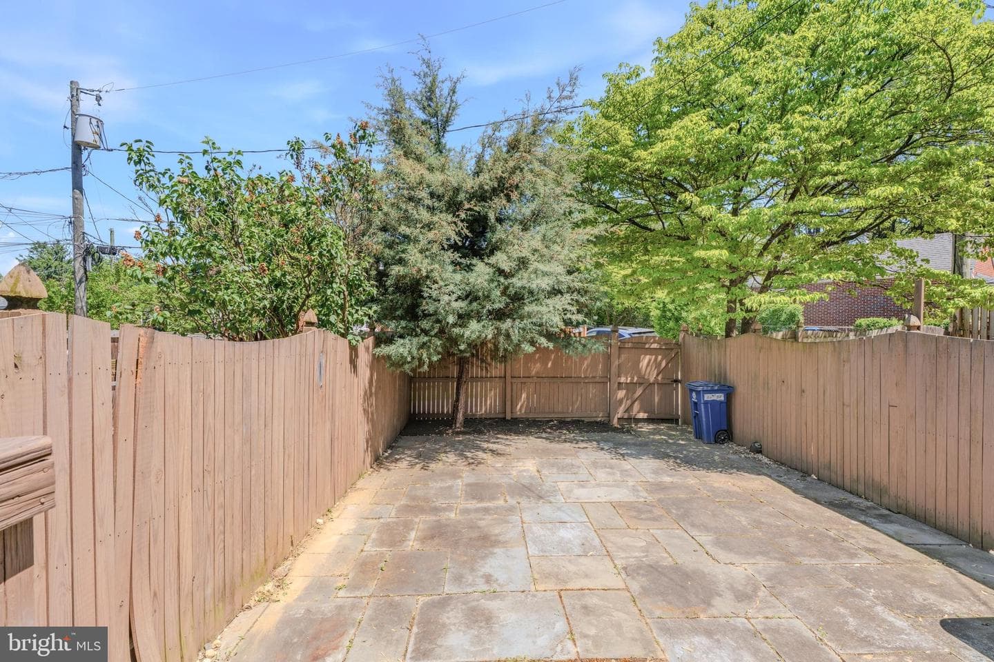 7037 Heathfield photo 40