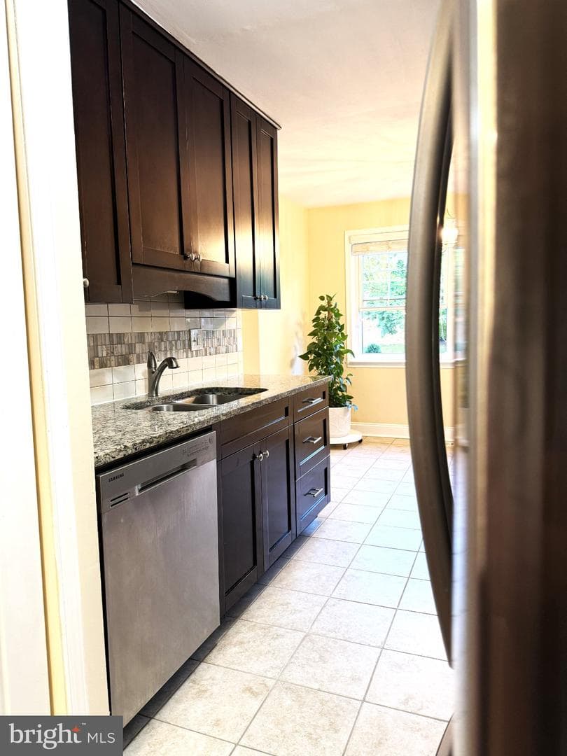 314 Hometown Way photo 8