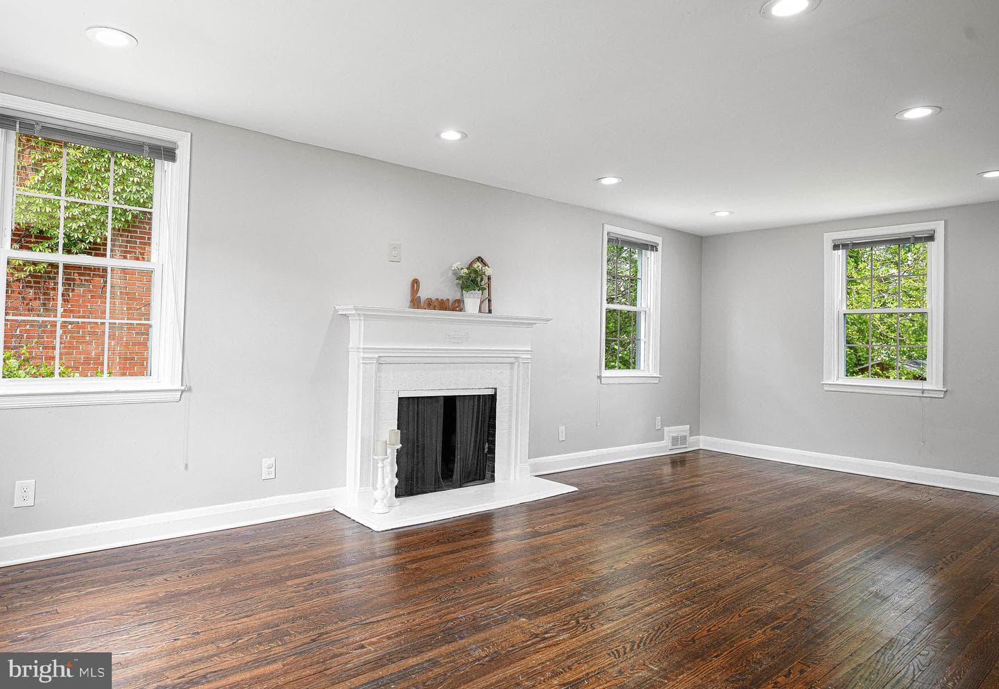 703 Howard Road photo 17