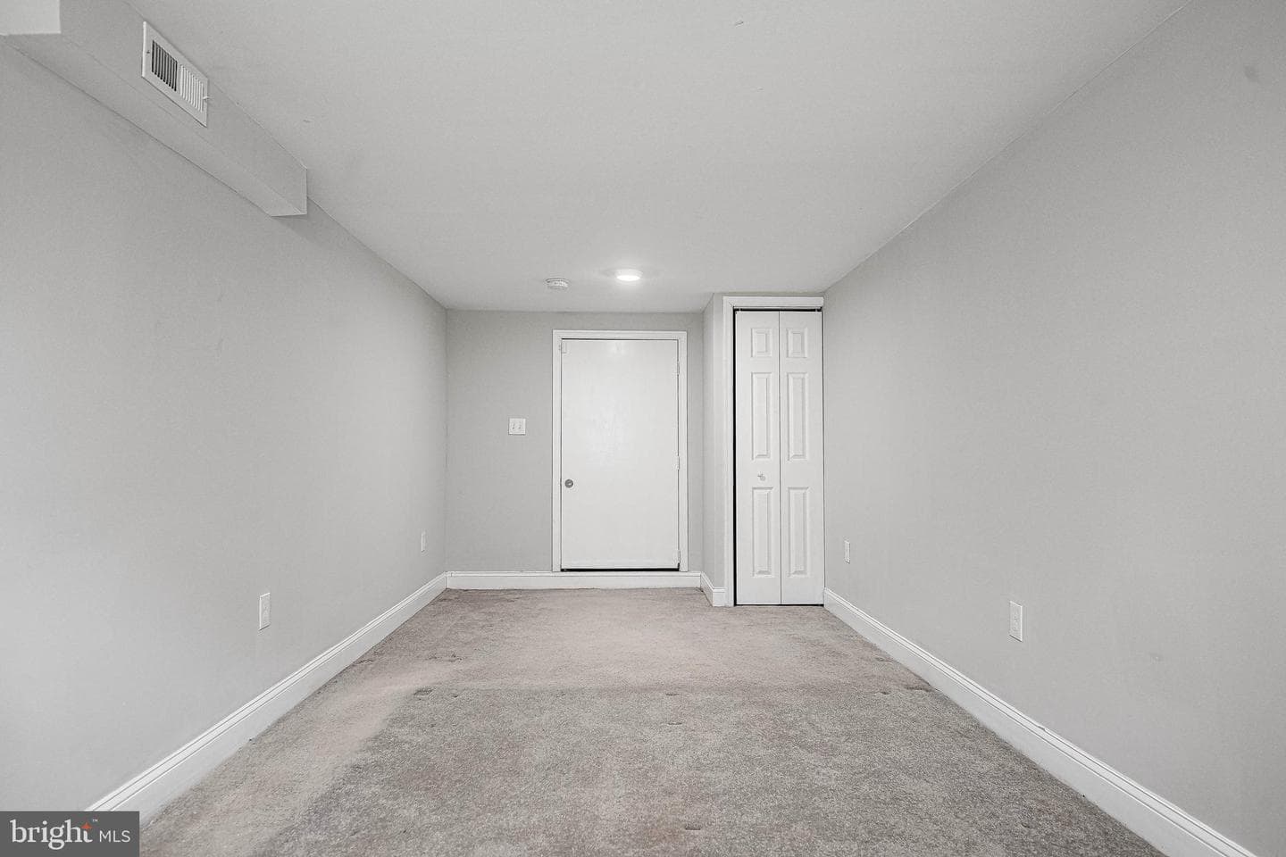 703 Howard Road photo 32