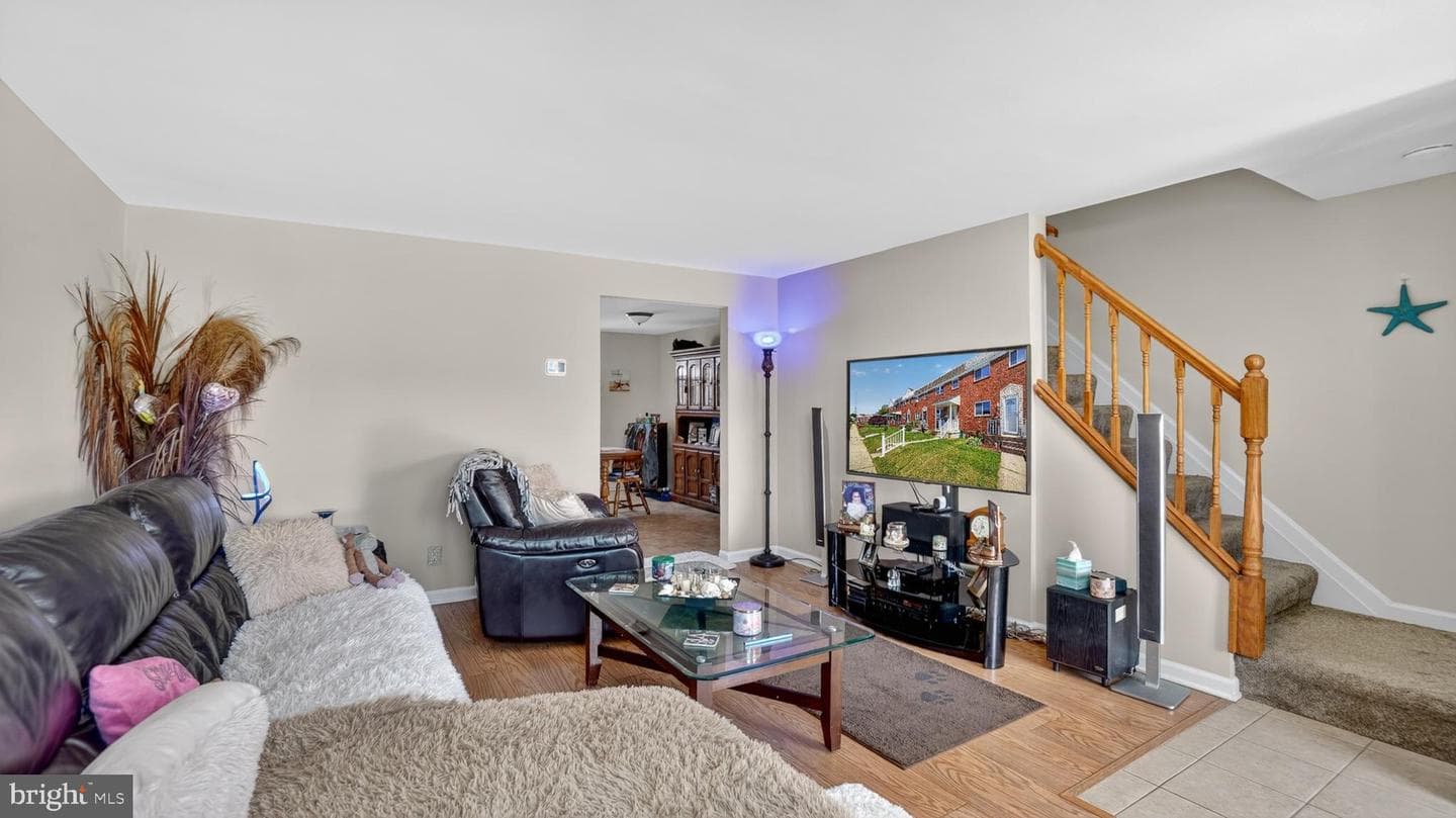 7836 Kavanagh photo 6