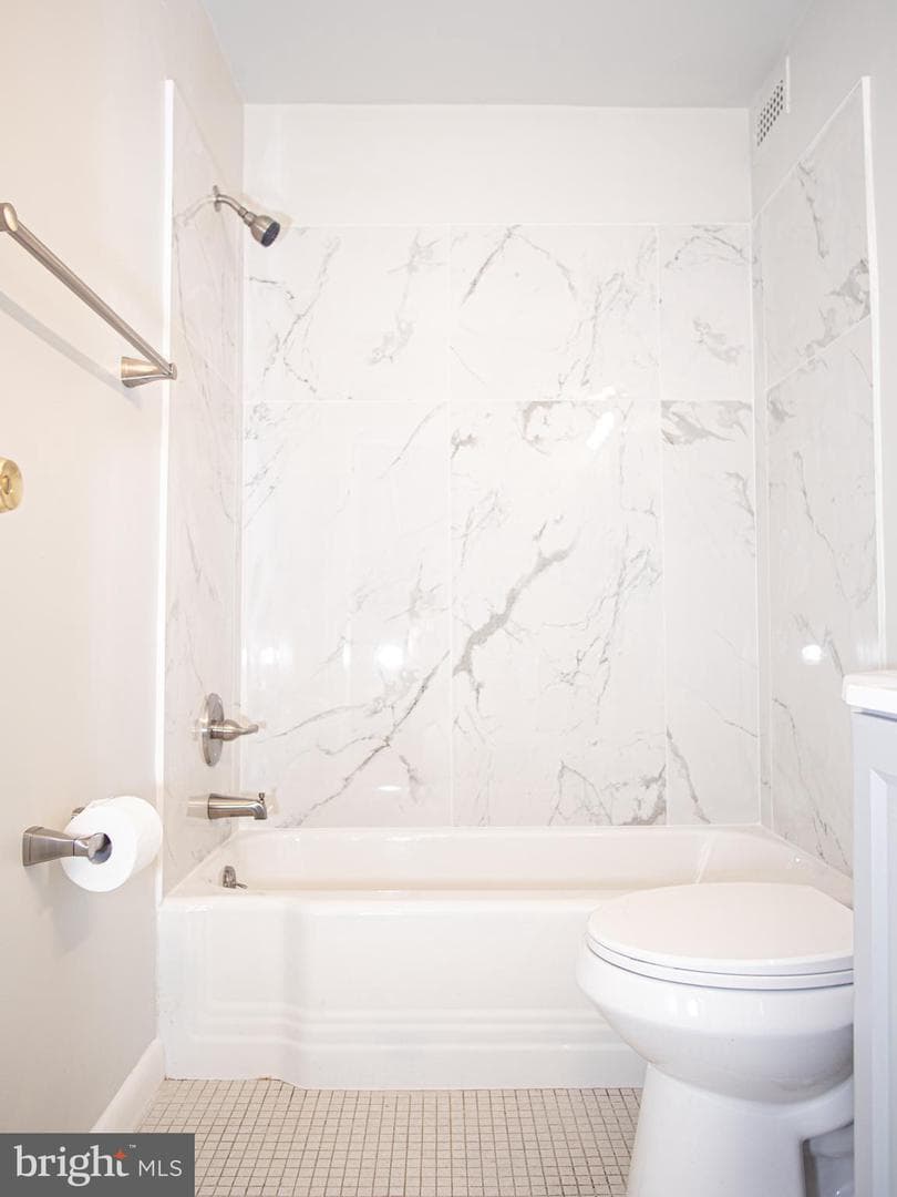 130 Slade Avenue #203 photo 19
