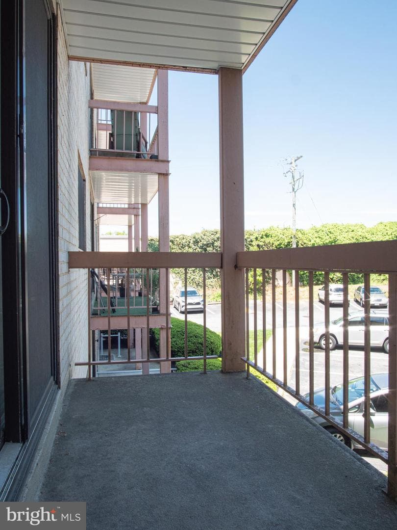 130 Slade Avenue #203 photo 23