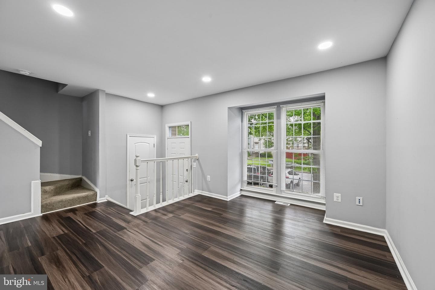1614 Winding Brook Way photo 18