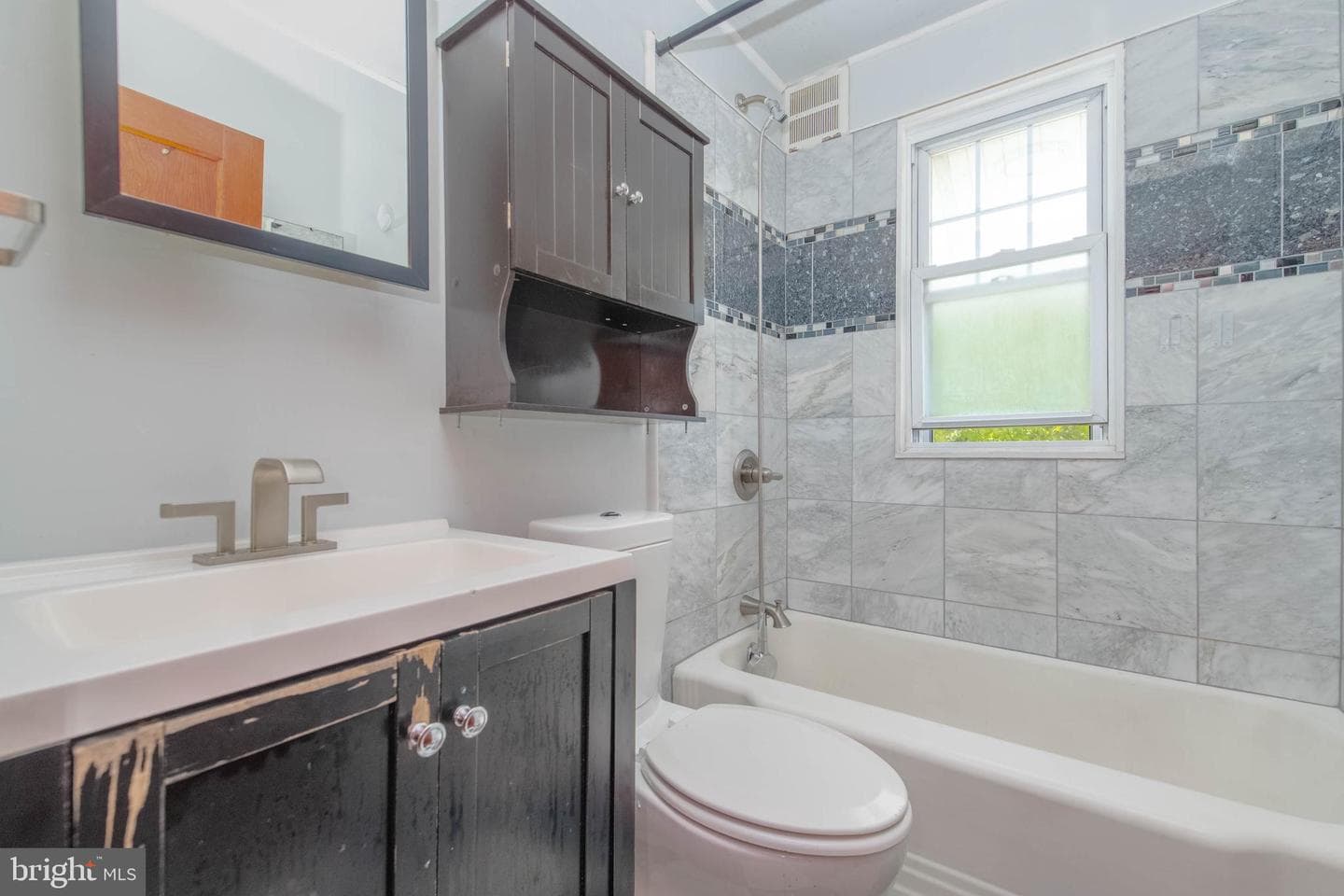 18 Avenal Road photo 10