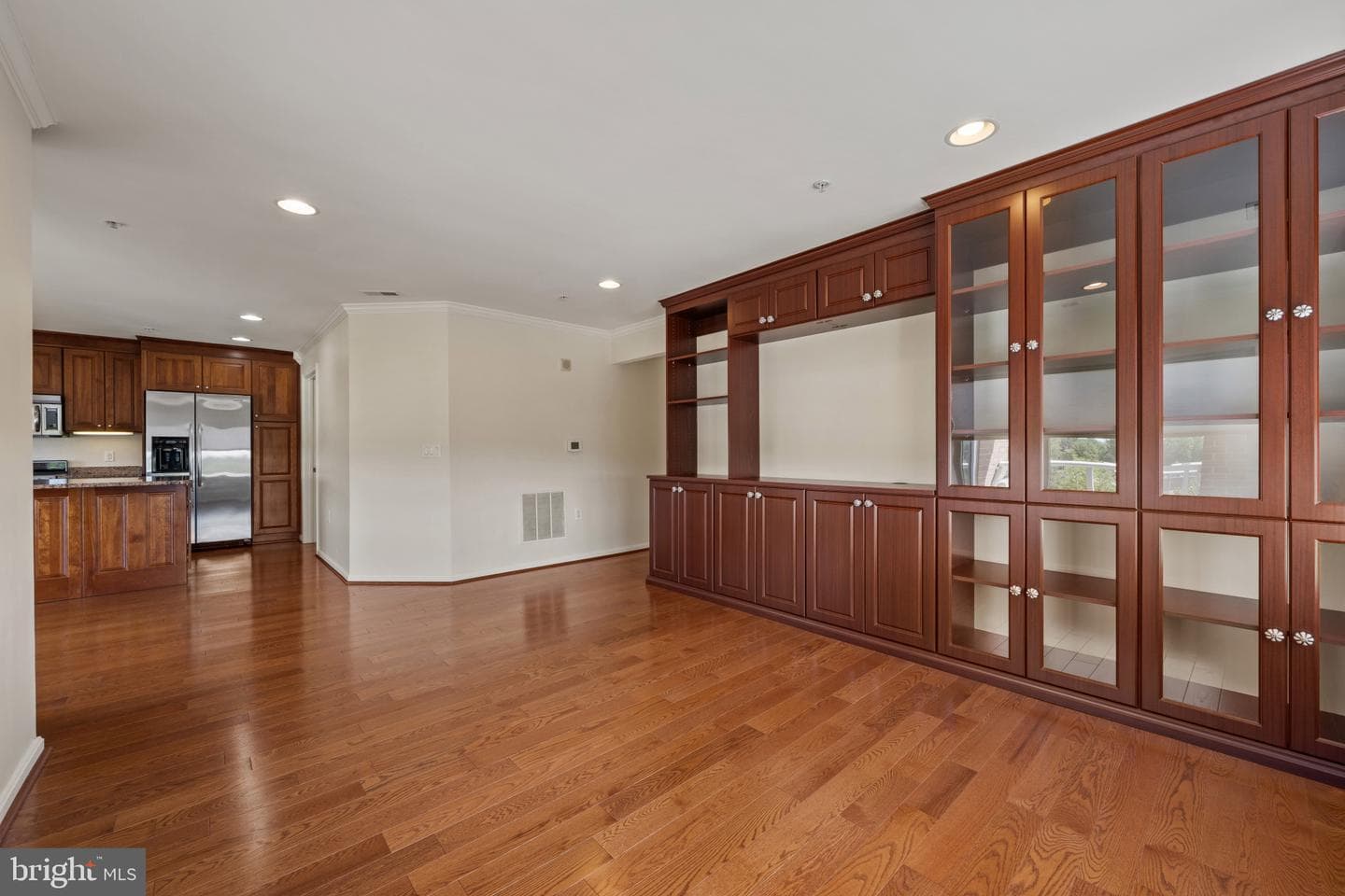 12236 Roundwood Road #703 photo 9