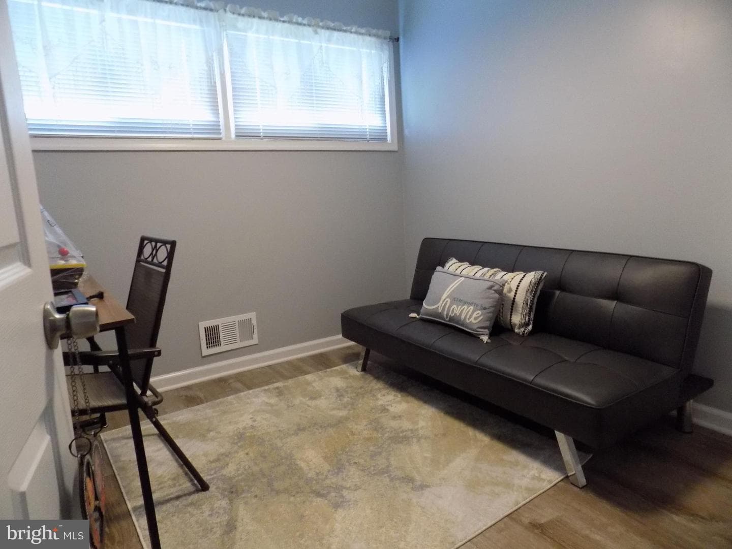2431 Woodcroft Road photo 15