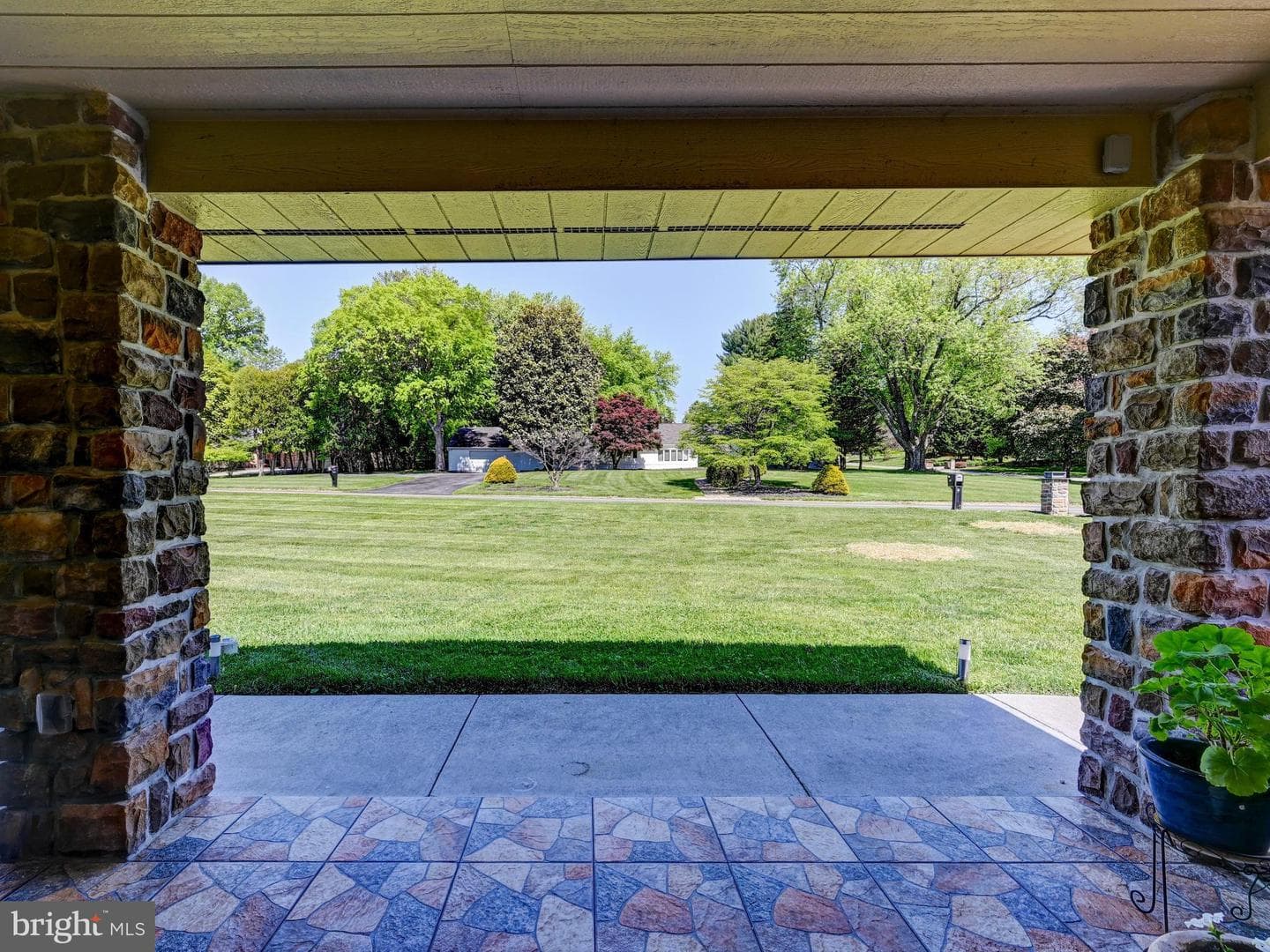 3213 Woodvalley Drive photo 5