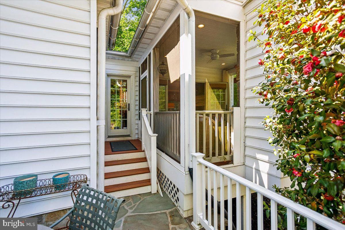7810 Chelsea Street photo 61