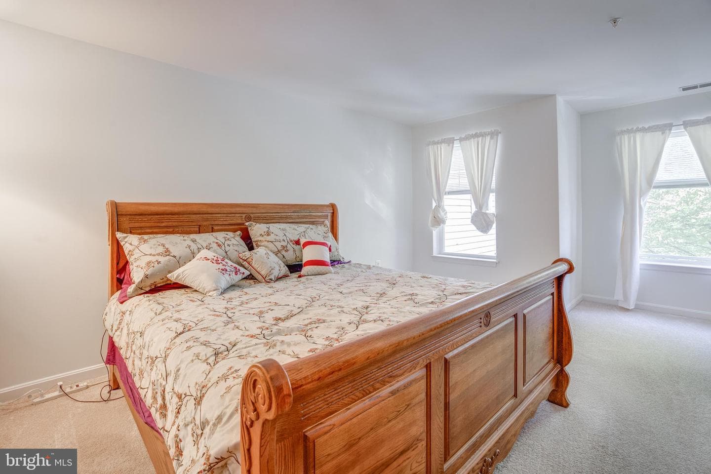 9401 Wordsworth Way #306 photo 12