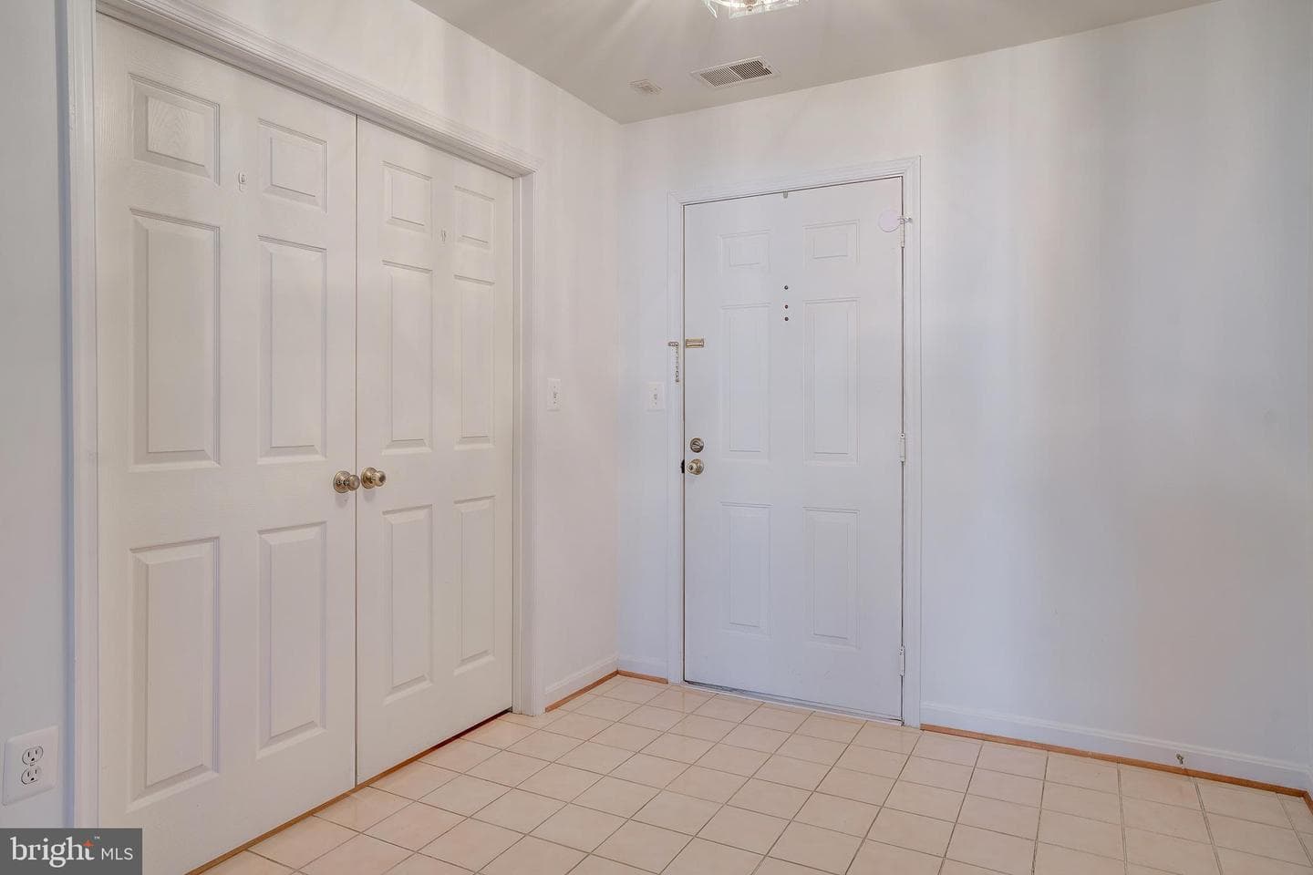9401 Wordsworth Way #306 photo 22