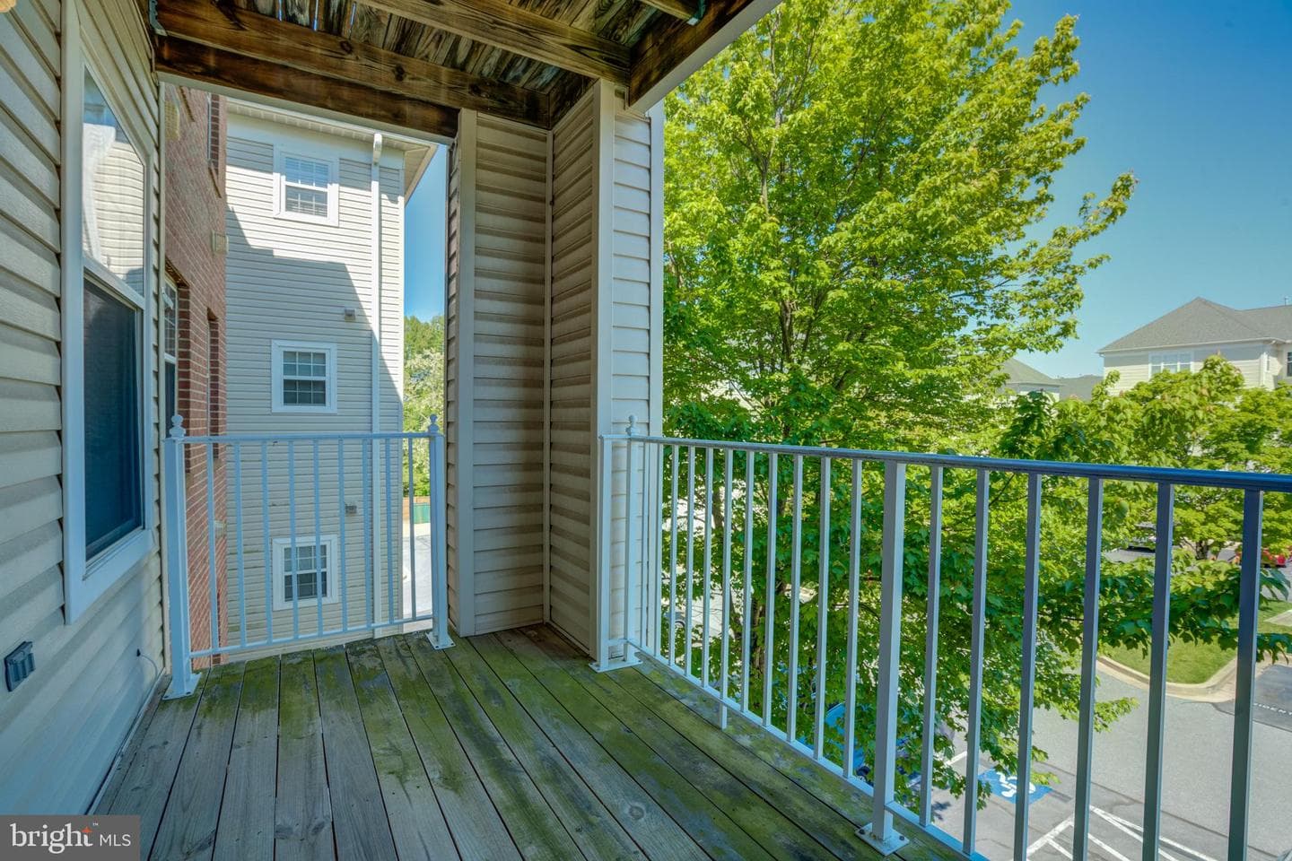 9401 Wordsworth Way #306 photo 26