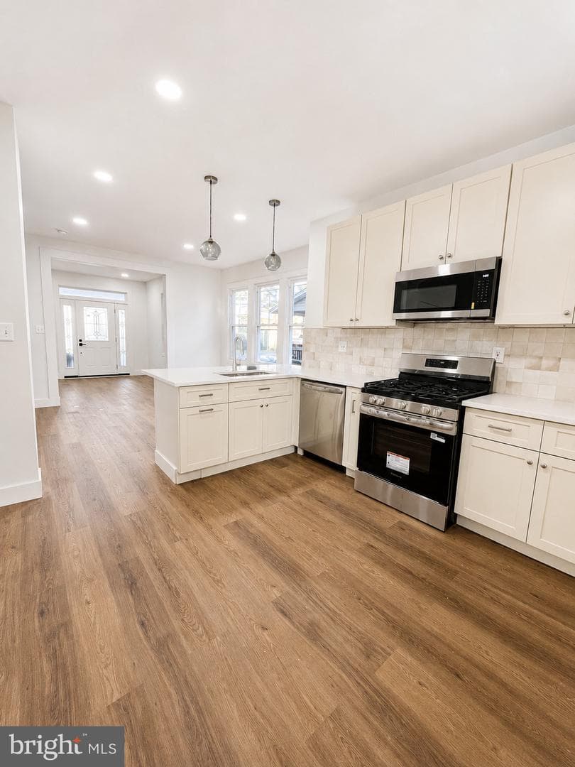 5528 Selma Avenue photo 2