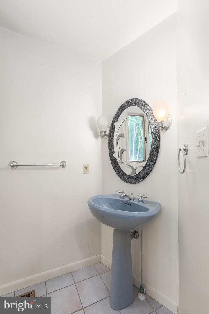 824 Upper Glencoe Road photo 22