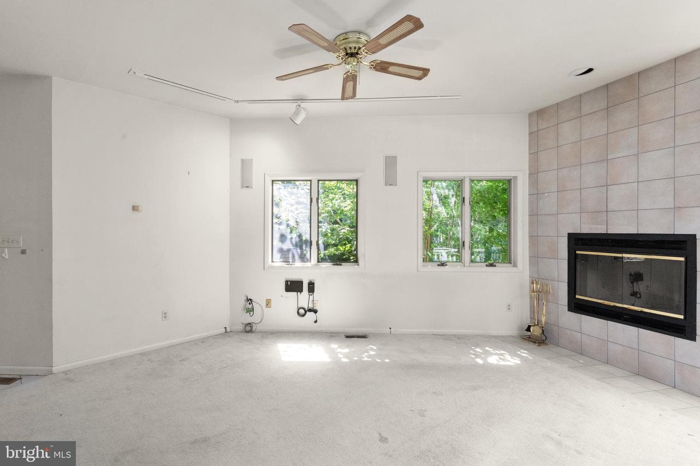 824 Upper Glencoe Road photo 6