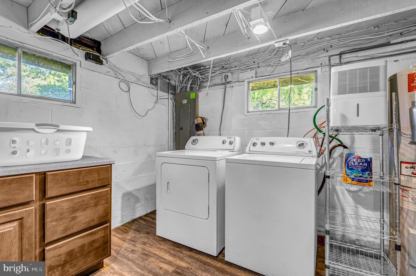 2412 Jarsey Avenue photo 32